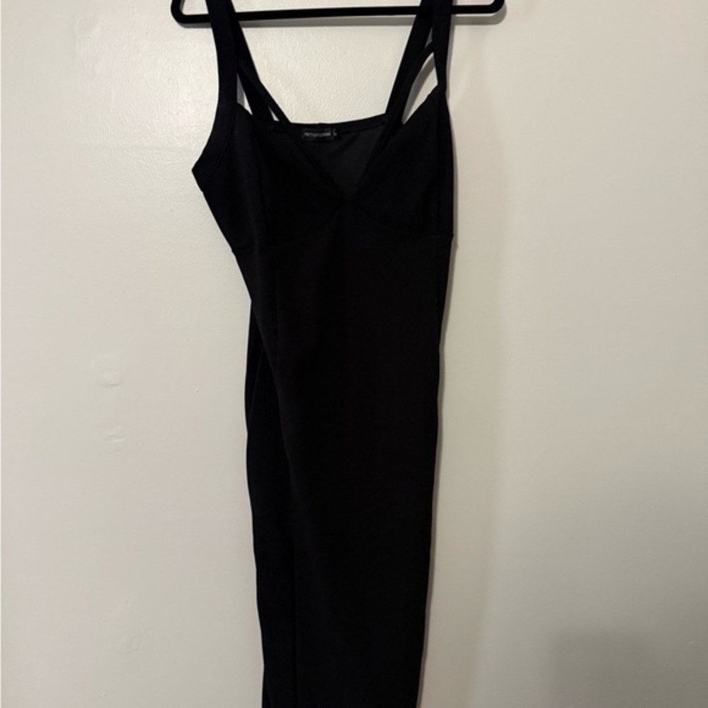 Elegant Black Sleeveless Dress
